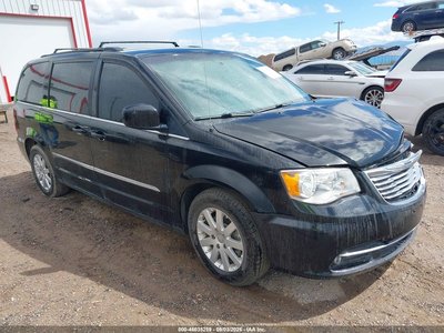 2016 Chrysler Town & Country