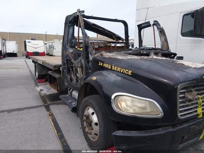 2005 Freightliner M2