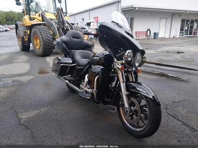 2014 Harley-Davidson FLHTCU