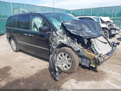 2015 Chrysler Town & Country