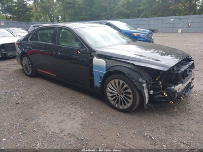 2019 Genesis G90
