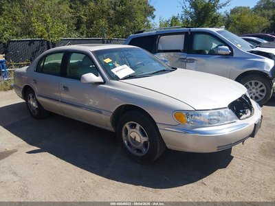 2002 Lincoln Continental