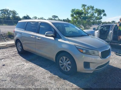 2016 Kia Sedona