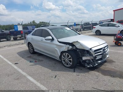 2015 Mercedes-Benz C 300