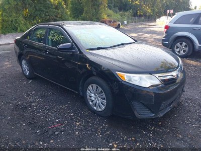 2014 Toyota Camry Hybrid