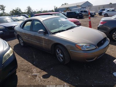 2004 Ford Taurus