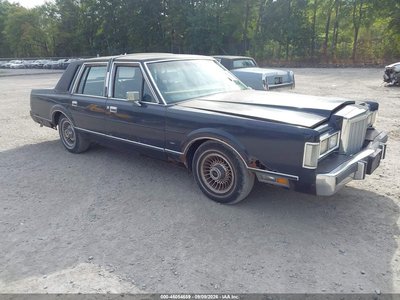 1986 Lincoln Town Car