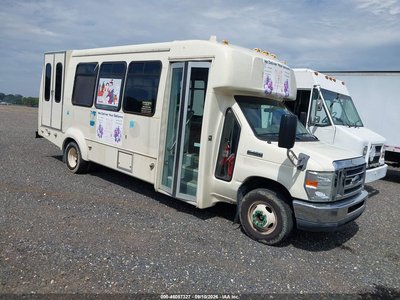 2014 Ford E-450