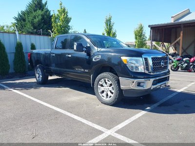 2017 Nissan Titan
