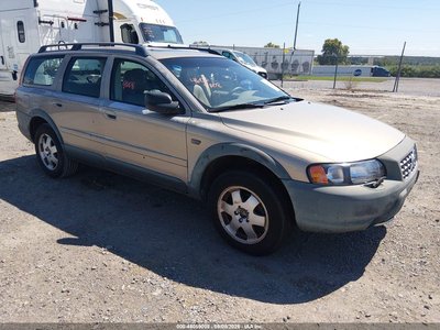 2003 Volvo XC70