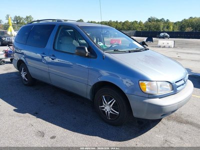 2000 Toyota Sienna
