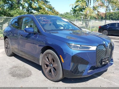 2025 BMW IX