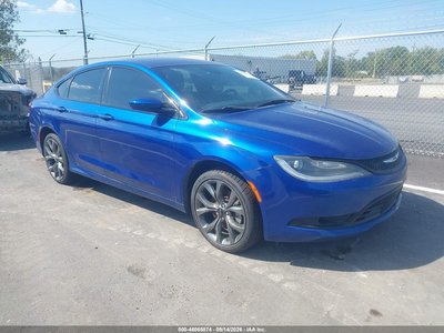2015 Chrysler 200