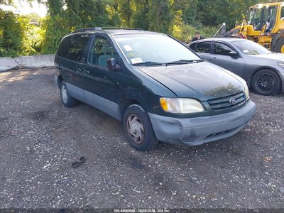 2001 Toyota Sienna