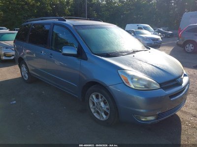2004 Toyota Sienna