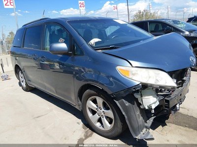 2015 Toyota Sienna