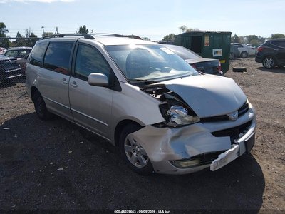 2004 Toyota Sienna