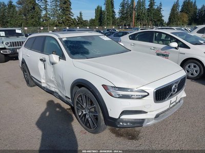 2017 Volvo V90