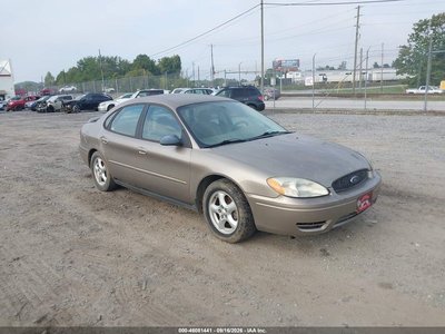 2004 Ford Taurus