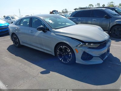 2022 Kia K5