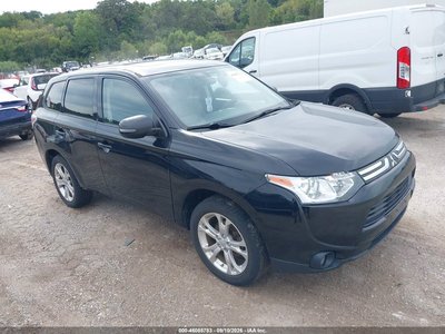 2014 Mitsubishi Outlander