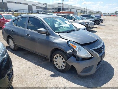2018 Nissan Versa