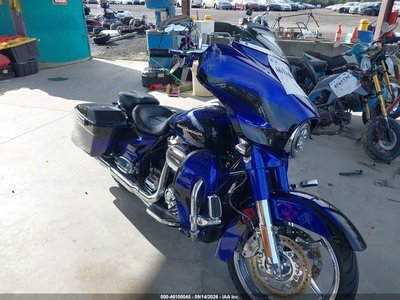 2017 Harley-Davidson FLHXSE