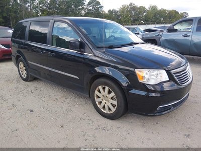 2016 Chrysler Town & Country