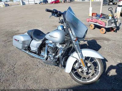2020 Harley-Davidson FLHX
