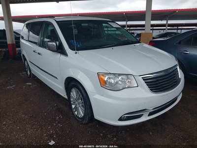2016 Chrysler Town & Country