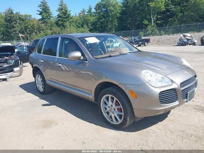 2004 Porsche Cayenne