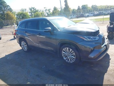 2025 Toyota Highlander Hybrid