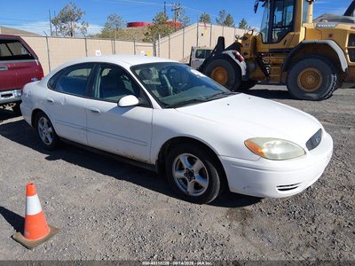 2004 Ford Taurus