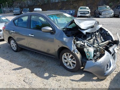 2018 Nissan Versa