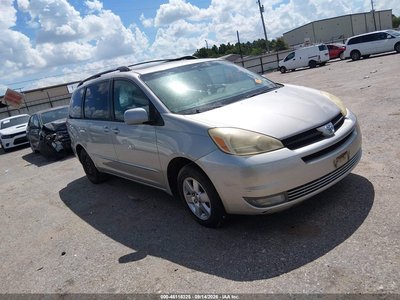 2004 Toyota Sienna