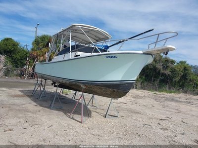 1989 Shamrock 26'