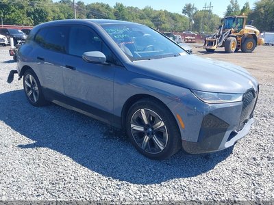 2024 BMW IX