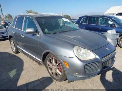 2004 Porsche Cayenne
