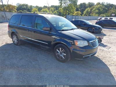 2011 Chrysler Town & Country