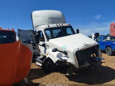 2016 Freightliner Cascadia 125