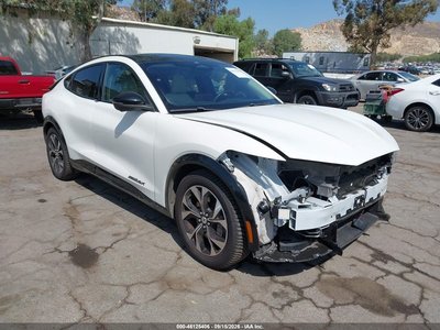 2022 Ford Mustang Mach-E
