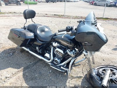 2018 Harley-Davidson FLHX