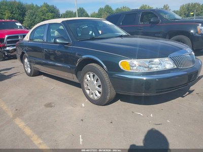 2002 Lincoln Continental
