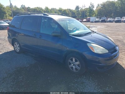 2004 Toyota Sienna