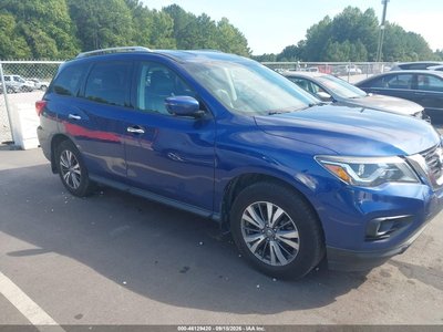 2017 Nissan Pathfinder