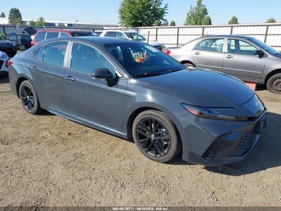 2025 Toyota Camry Hybrid