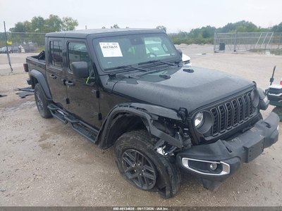 2024 Jeep Gladiator