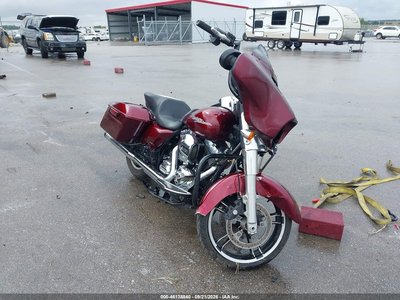 2015 Harley-Davidson FLHX