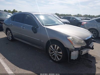 2010 Infiniti M35
