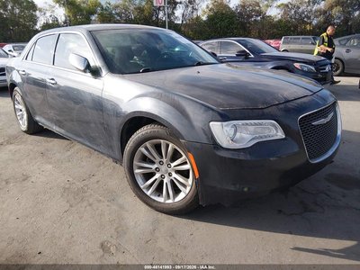 2016 Chrysler 300